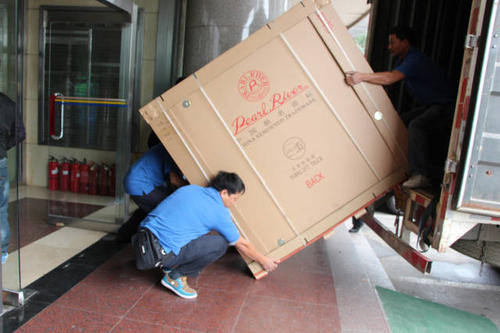 白河钢琴贵重工艺品无忧运